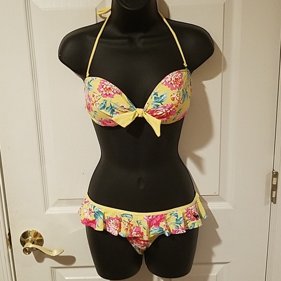 A&F Yellow Floral Bikini Top - Picture 4 of 4